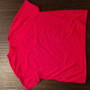 NWOT- Hanes- Woman's T-shirt - 3XL